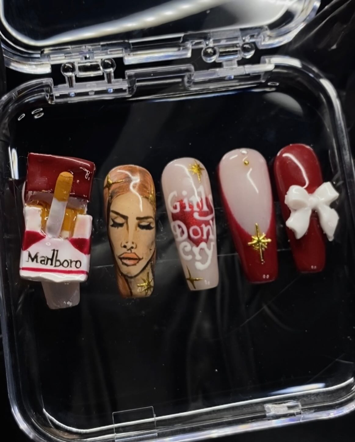 Lana Del Rey medium coffin press-on set.
