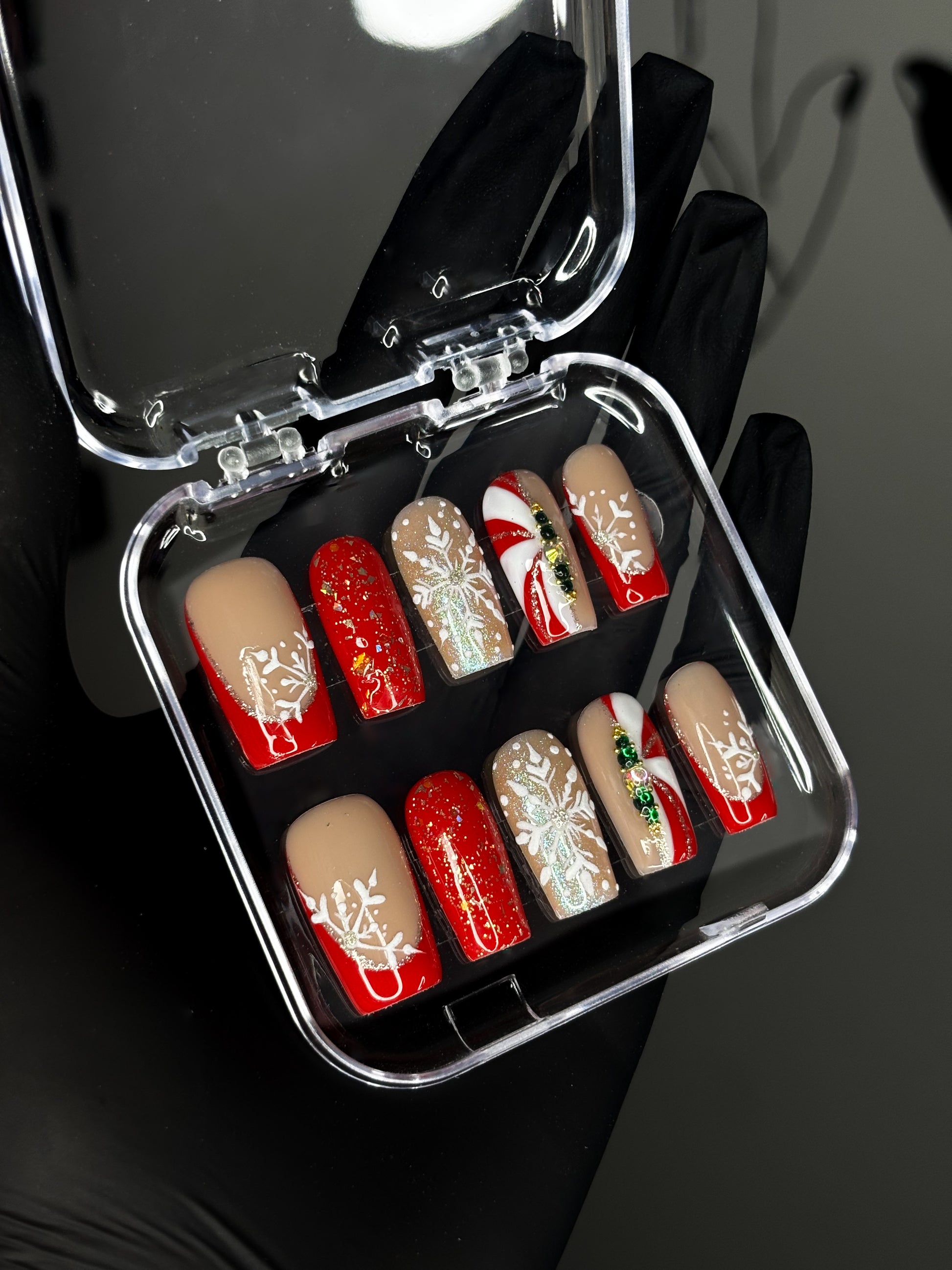 “The winter classic” SIZE M // Medium length square press-on set