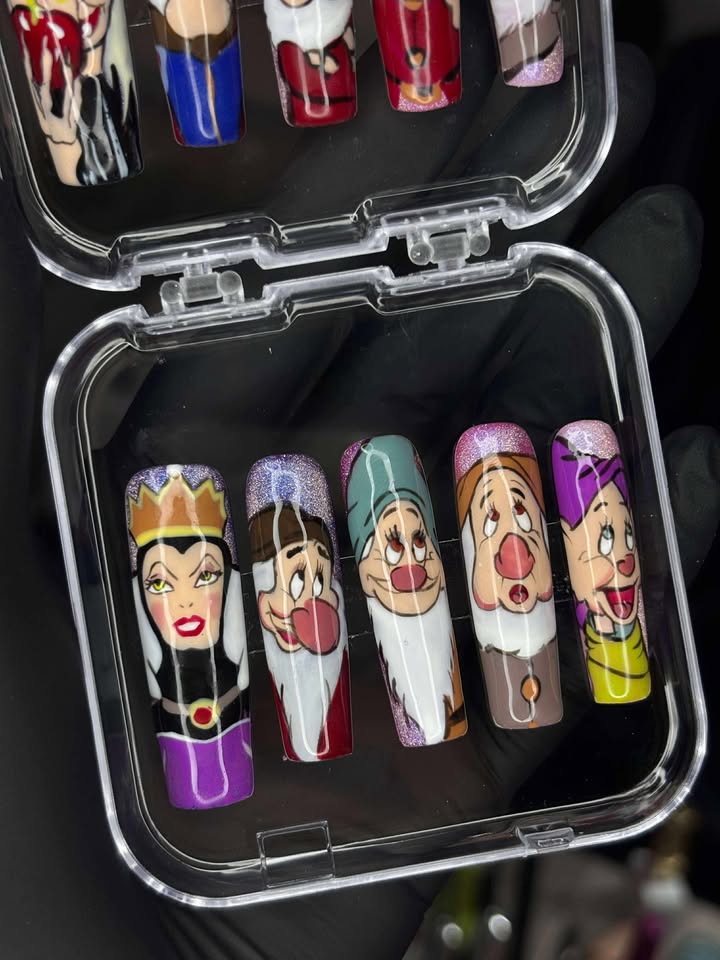 "Fairest of them all" XXL square press on set // Size L