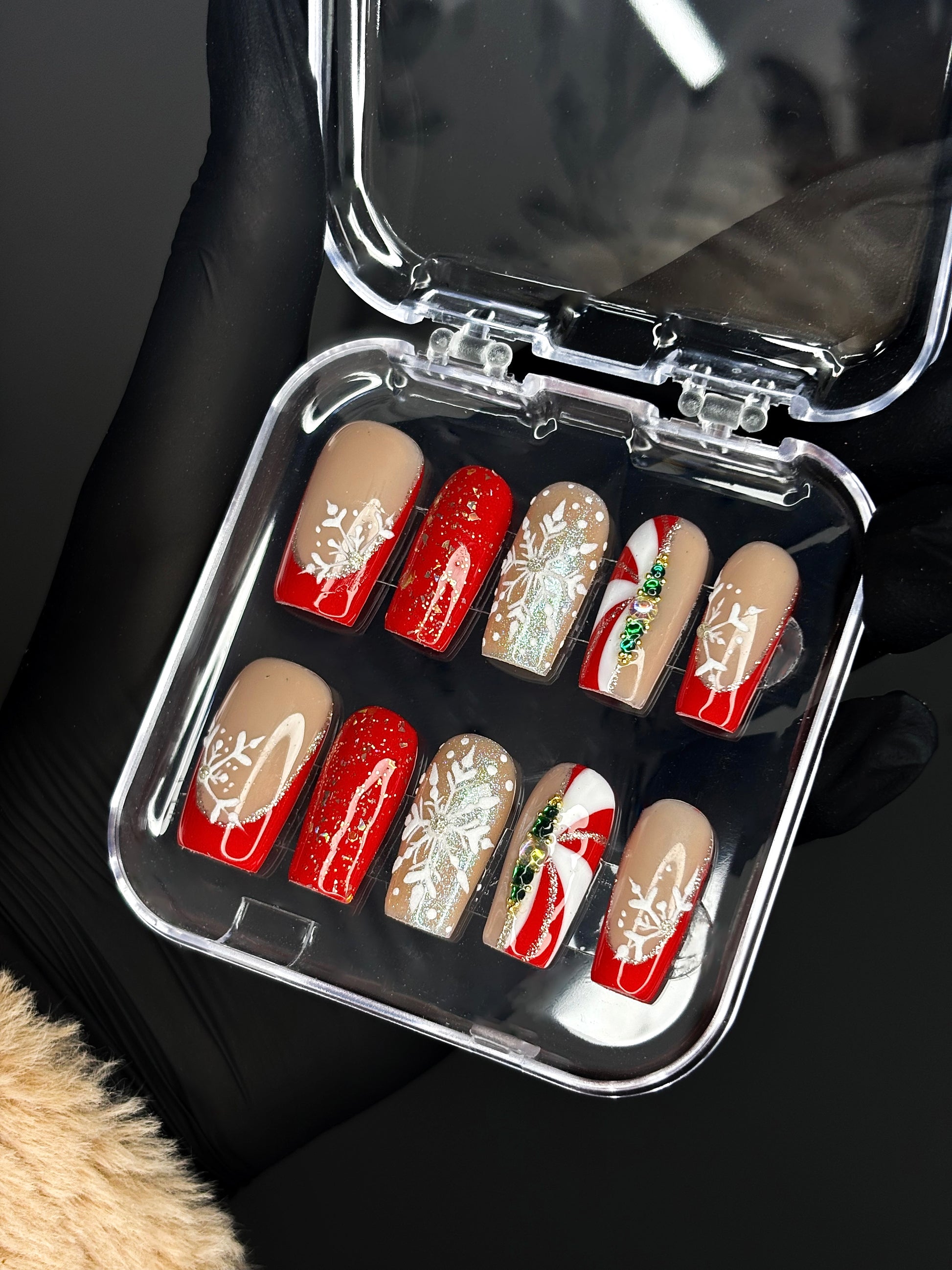 “The winter classic” SIZE M // Medium length square press-on set